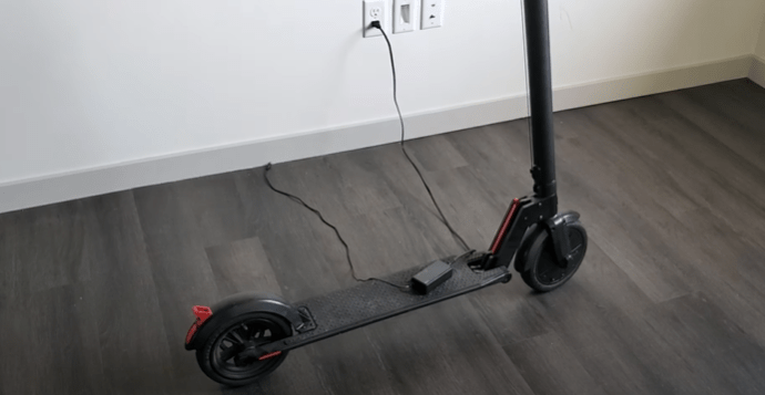 how much electricity does an electric scooter use